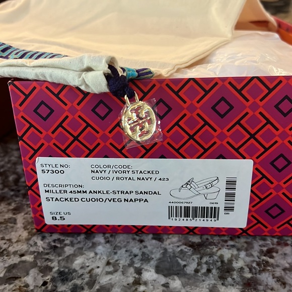 Tory Burch Miller Ankle Strap Sandal Sz 8.5 Navy and Ivory NEVER WORN